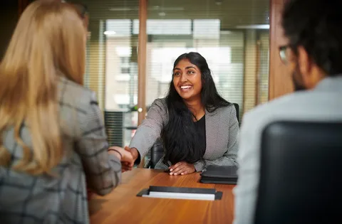 Navigating Career Opportunities: Job Placements at the University of Melbourne.